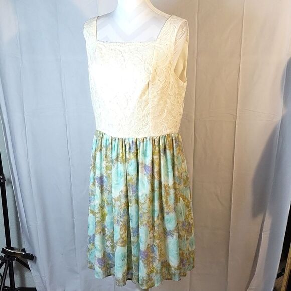 Maurices Sleeveless Lace Floral Dress - Picture 8 of 8